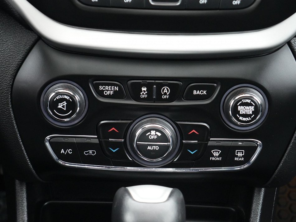 Jeep Cherokee 2.2 MJT NightEagle 4x4