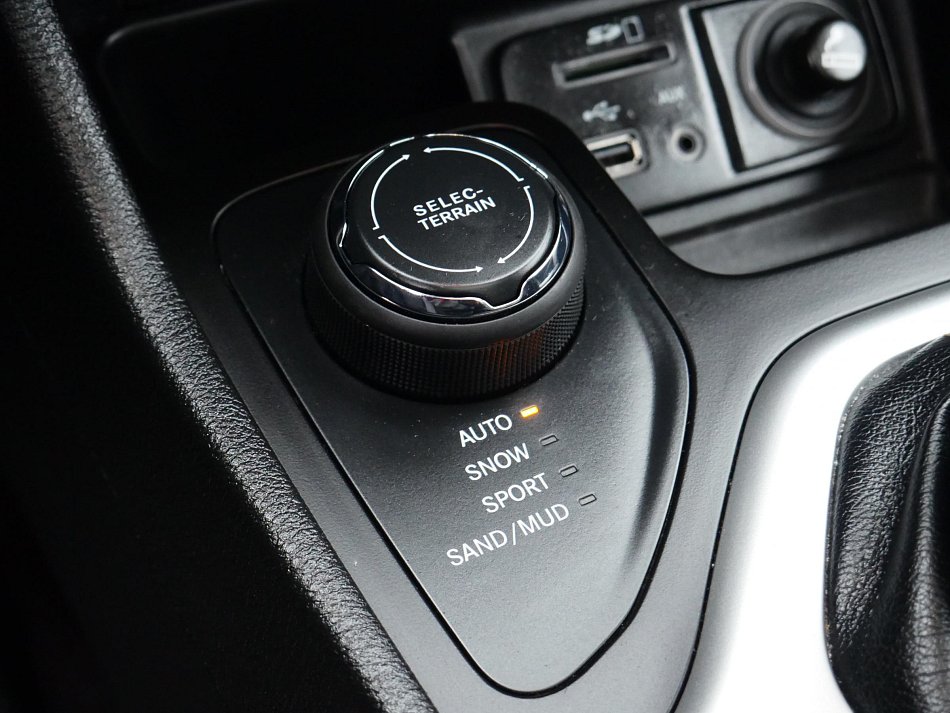 Jeep Cherokee 2.2 MJT NightEagle 4x4