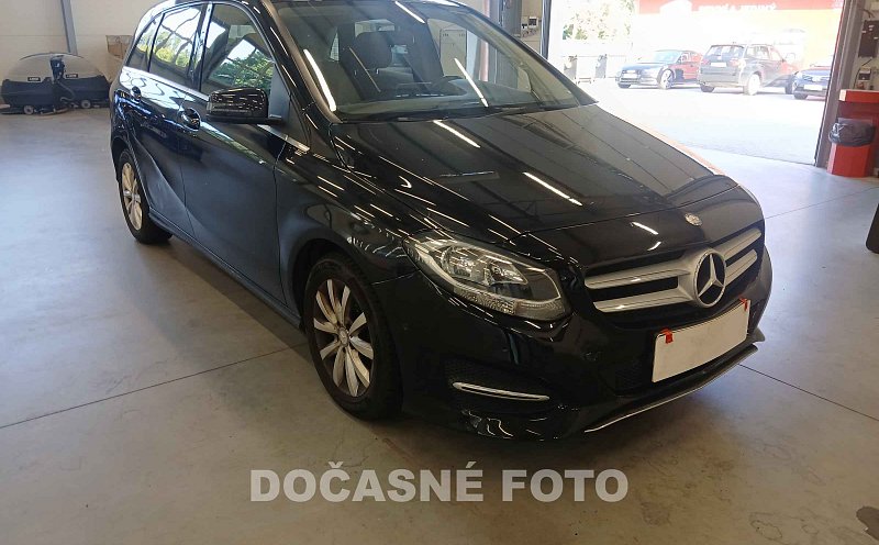 Mercedes-Benz Třída B 1.5i 