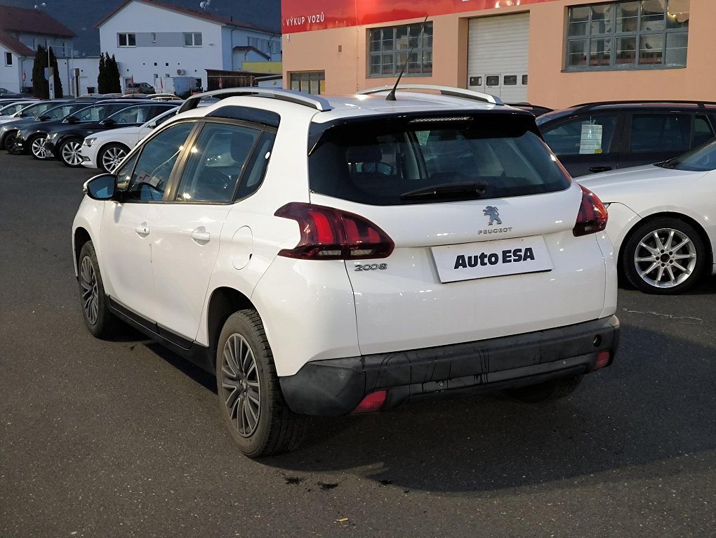 Peugeot 2008 1.2 