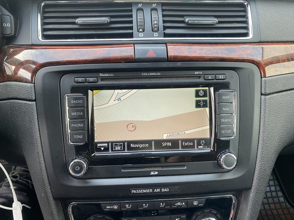 Škoda Superb 2.0TDi 
