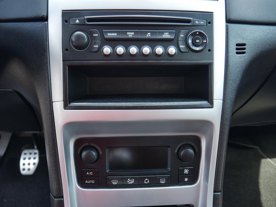Peugeot 307 1.6i 