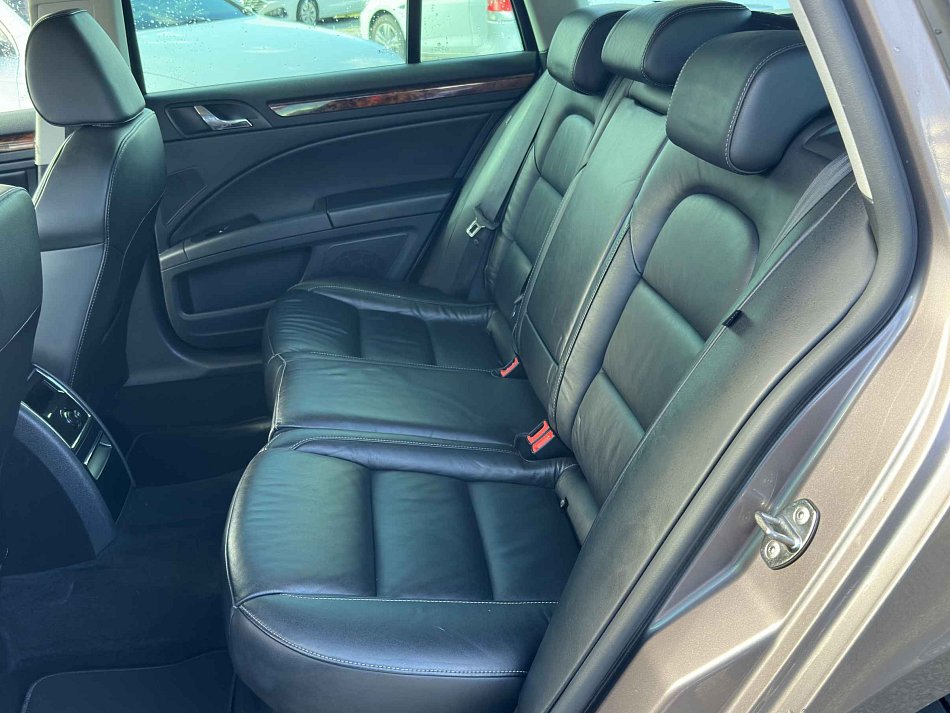 Škoda Superb II 3.6 FSi Elegance 4x4