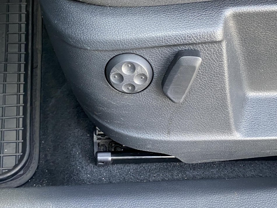 Volkswagen Sharan 2.0TDi 