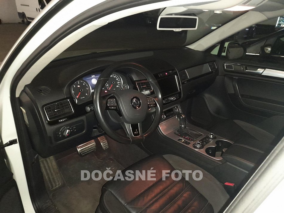 Volkswagen Touareg 3.0 TDI 