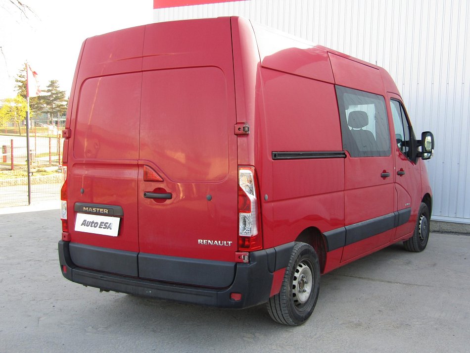 Renault Master 2.3dCi  L2H2 6míst