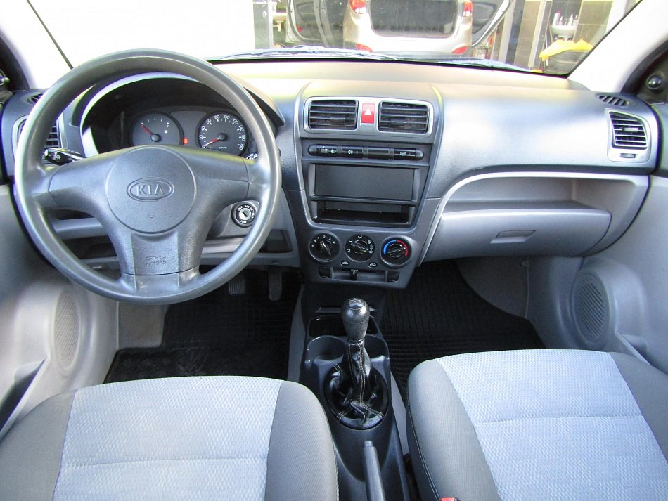 Kia Picanto 1.0 i 