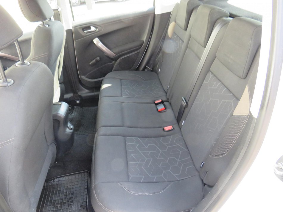 Peugeot 2008 1.2PT 