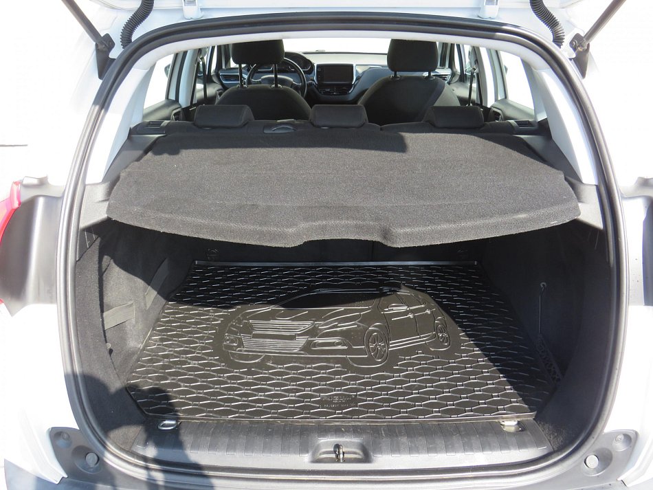 Peugeot 2008 1.2PT 