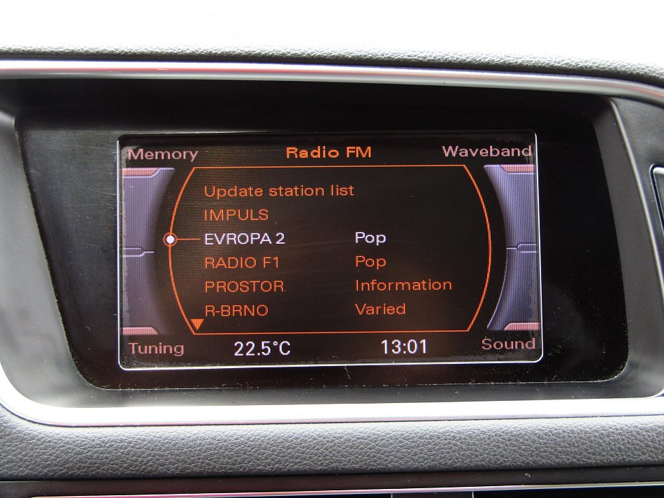 Audi Q5 2.0 TDi S-line Quattro