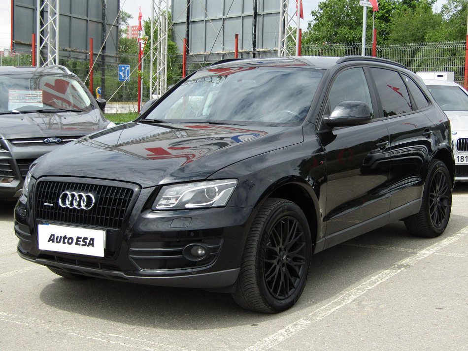 Audi Q5 2.0 TDi S-line Quattro