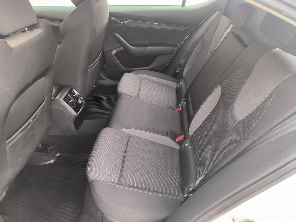 Škoda Octavia IV 1.5TSi 