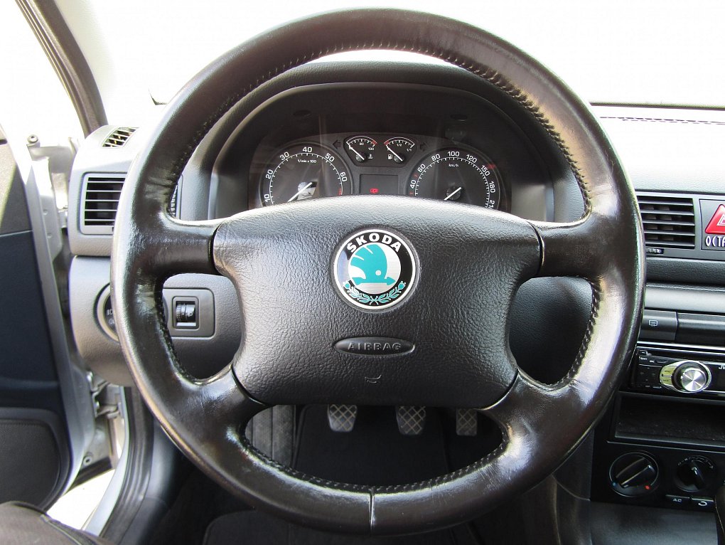 Škoda Octavia II 1.6i 