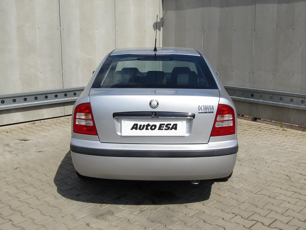 Škoda Octavia II 1.6i 