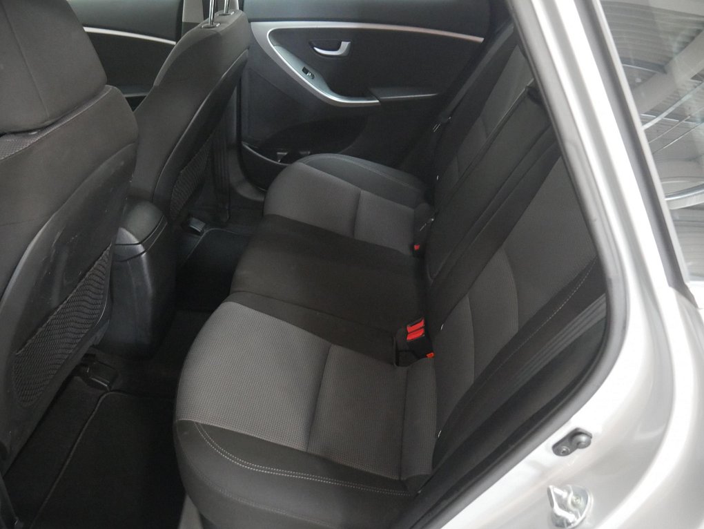 Hyundai I30 1.6CRDi 