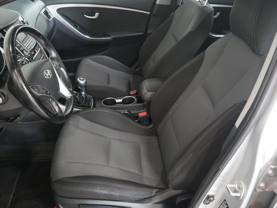 Hyundai I30 1.6CRDi 