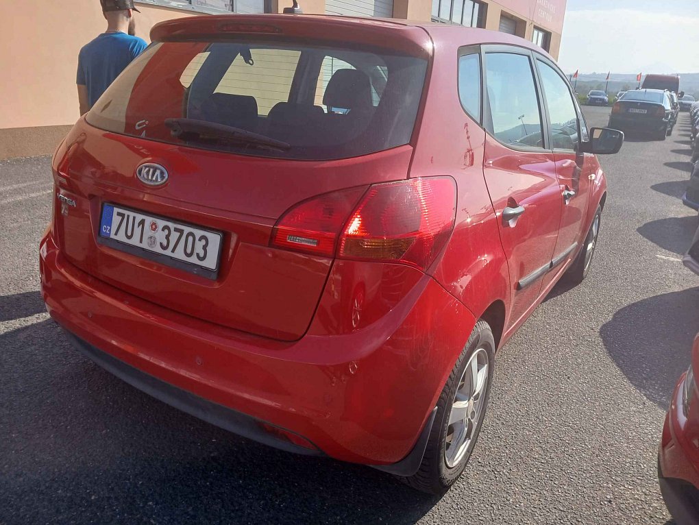 Kia Venga 1.4i 