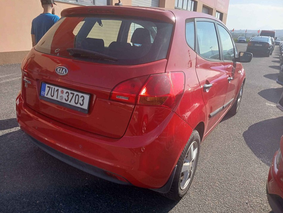 Kia Venga 1.4i 