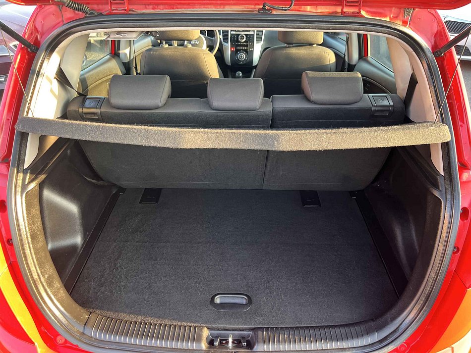 Kia Venga 1.4i 
