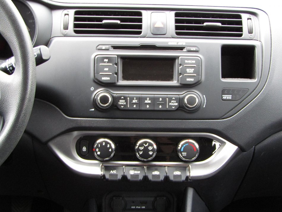 Kia Rio 1.25 i 