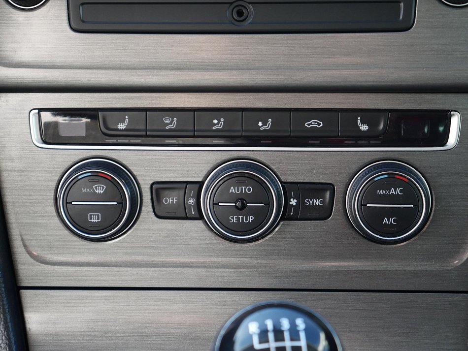 Volkswagen Golf 1.4 TSi 