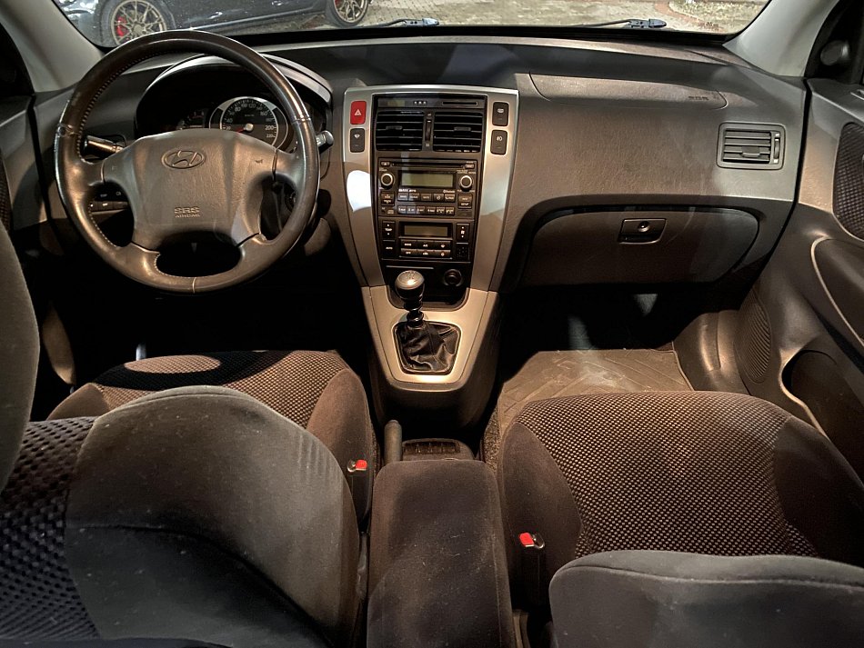 Hyundai Tucson 2.0 i  4WD