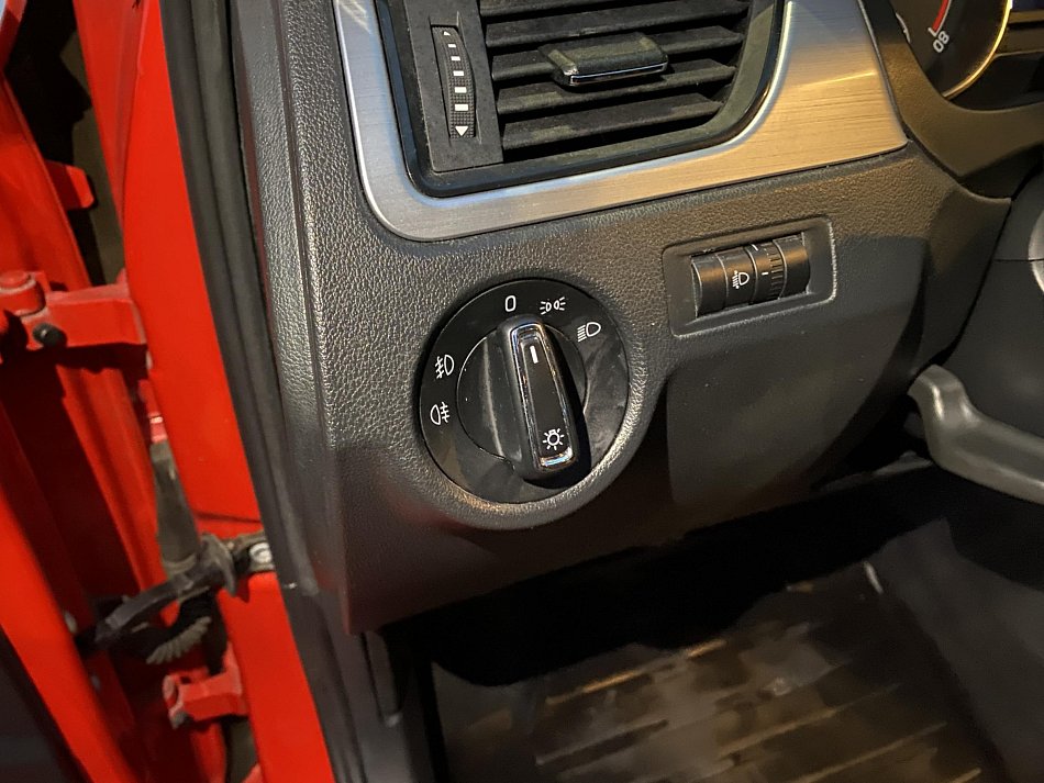 Škoda Rapid 1.0 TSI Active