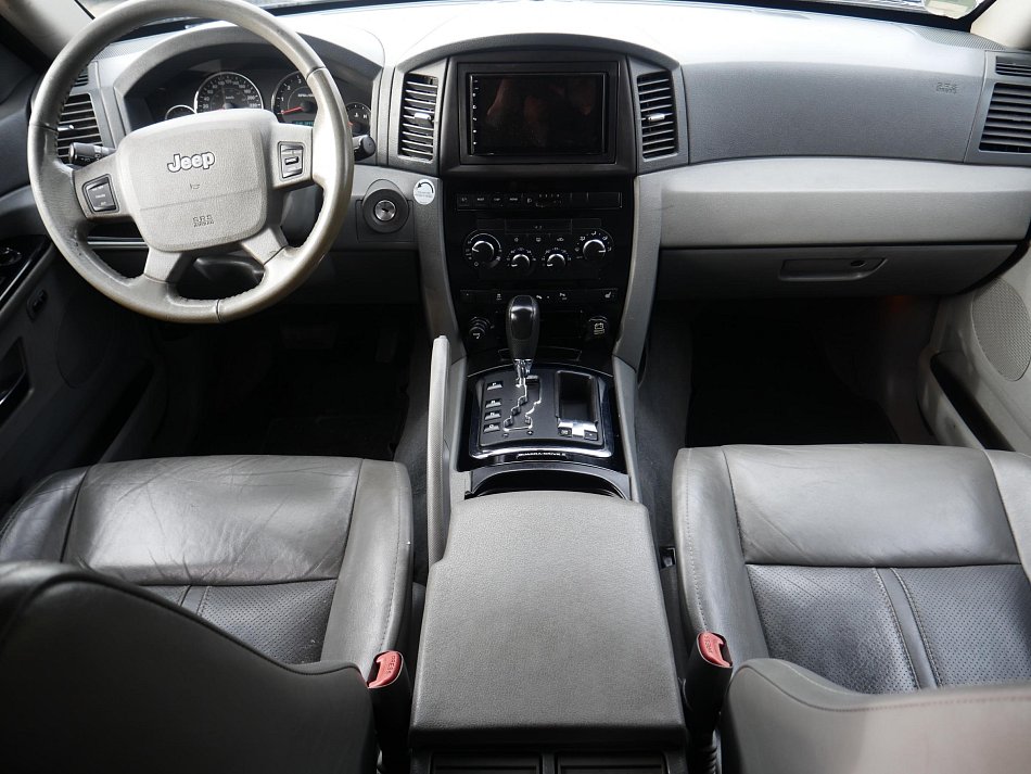 Jeep Grand Cherokee 3.0.  4x4