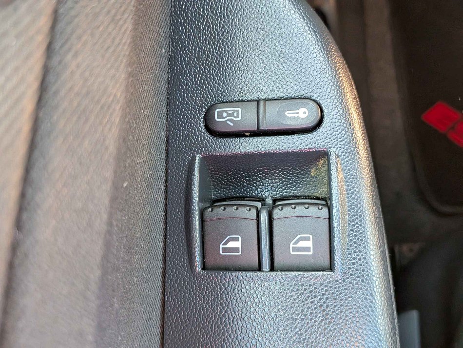 Škoda Fabia I 1.2i  sedan