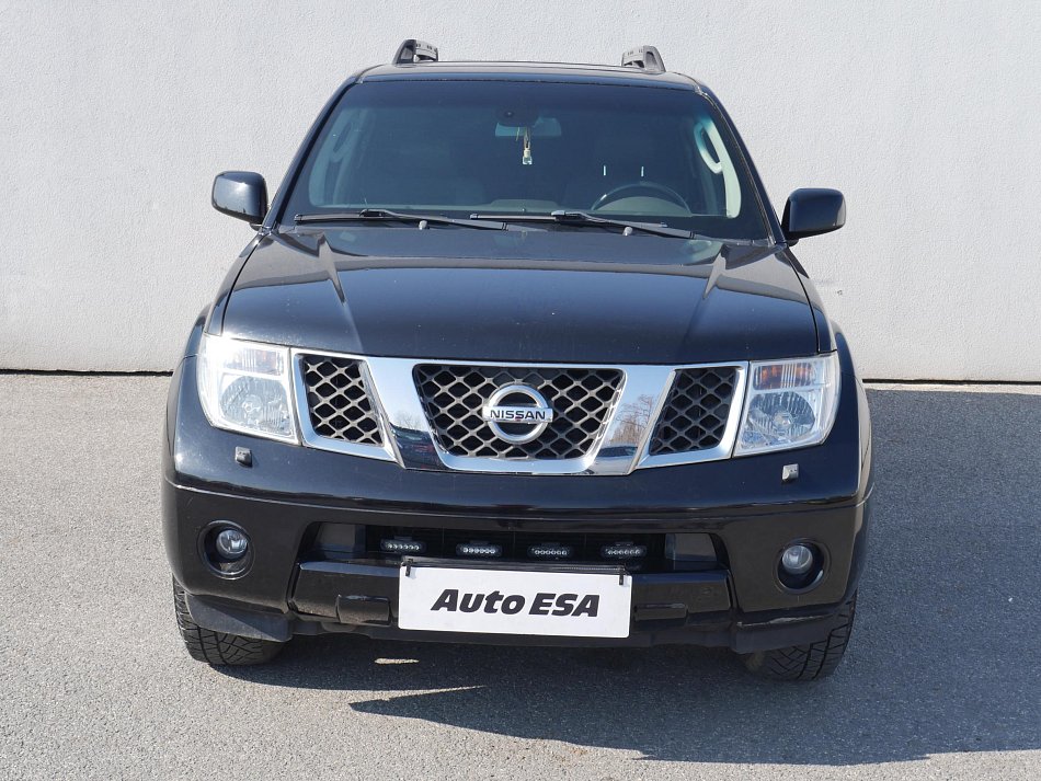 Nissan Pathfinder 2.5 dCi  4x4, 7míst