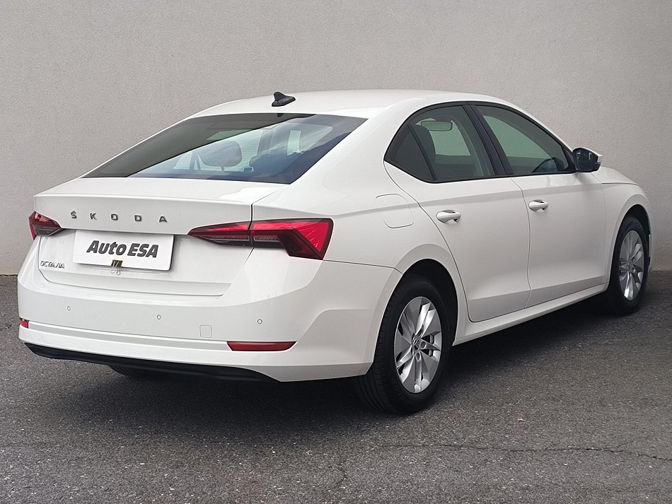 Škoda Octavia IV 1.5TSi Ambition