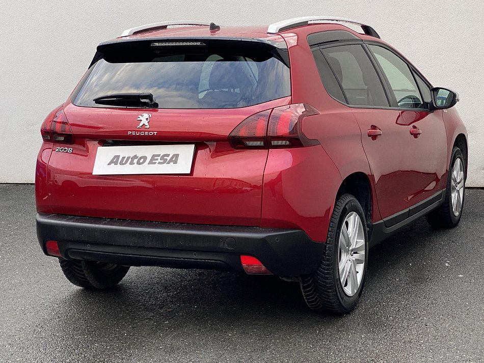 Peugeot 2008 1.2 PT Style