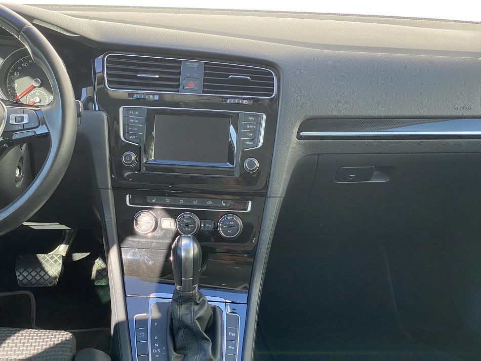 Volkswagen Golf 2.0 TDi Highline