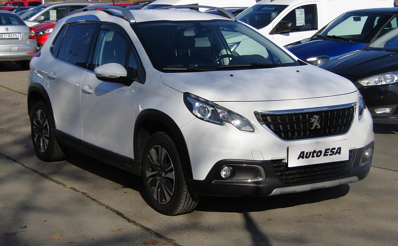 Peugeot 2008 1.2 PT Allure