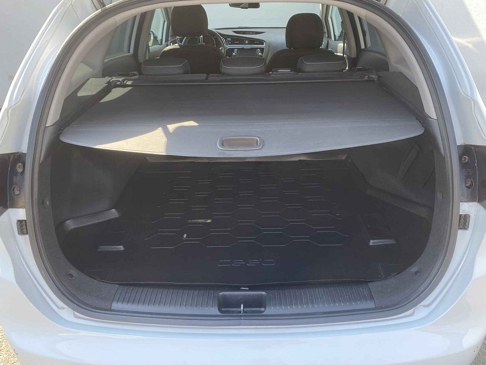 Kia Ceed 1.6 GDi 