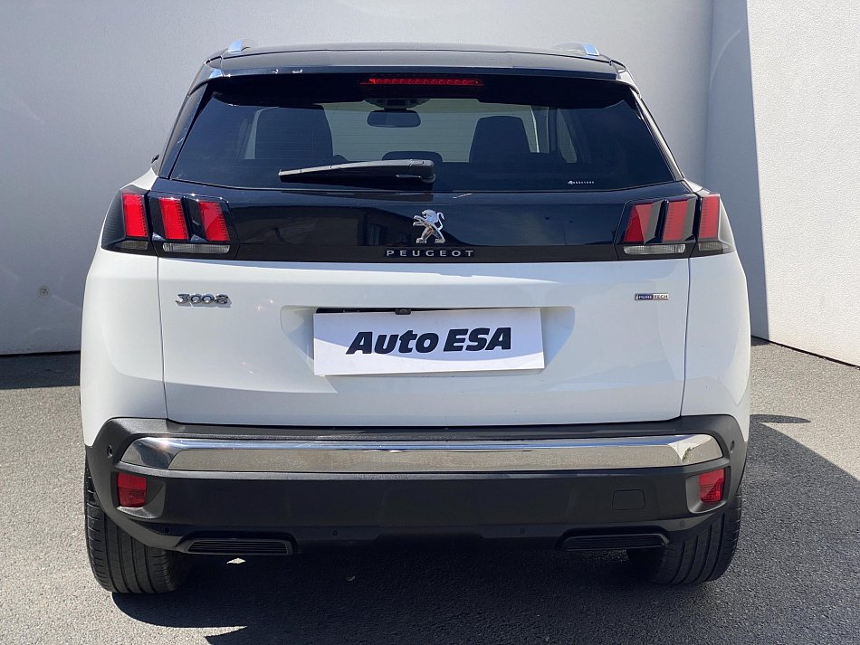 Peugeot 3008 1.2PT Allure