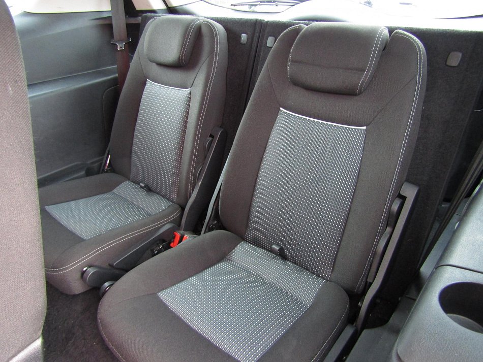 Ford S-MAX 2.0 DTCi  7míst