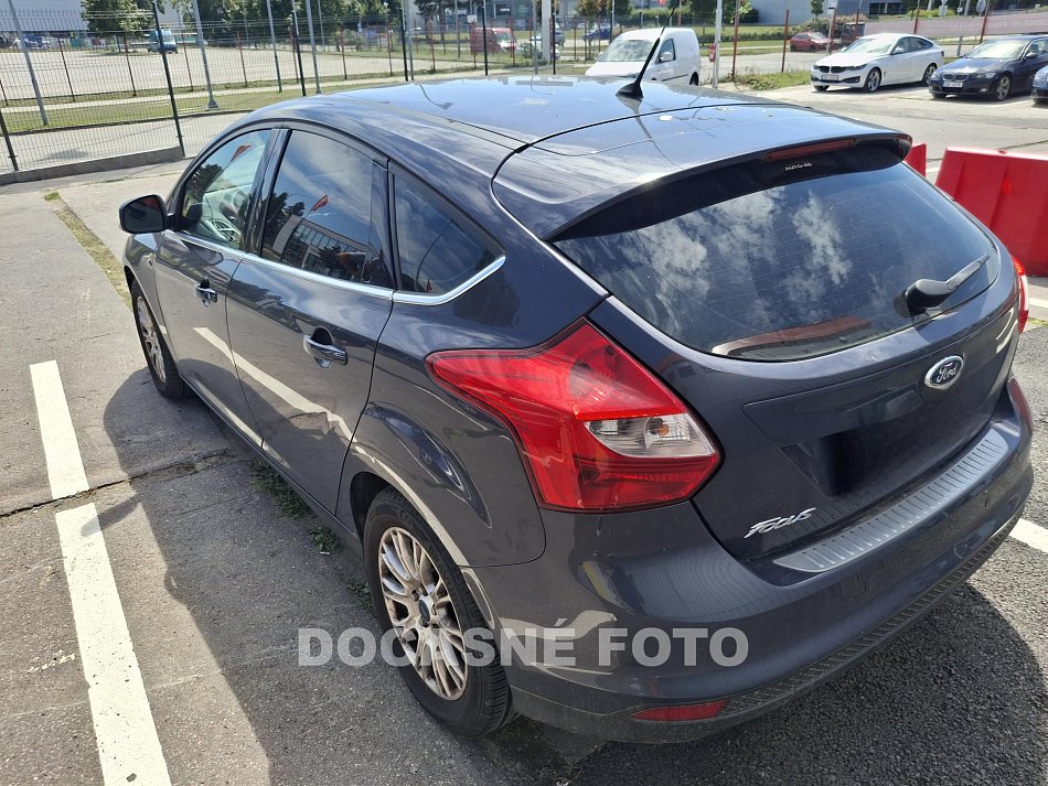 Ford Focus 1.6i 