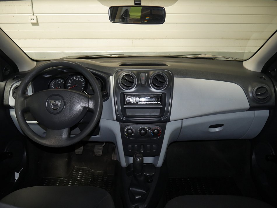 Dacia Logan 1.2i 