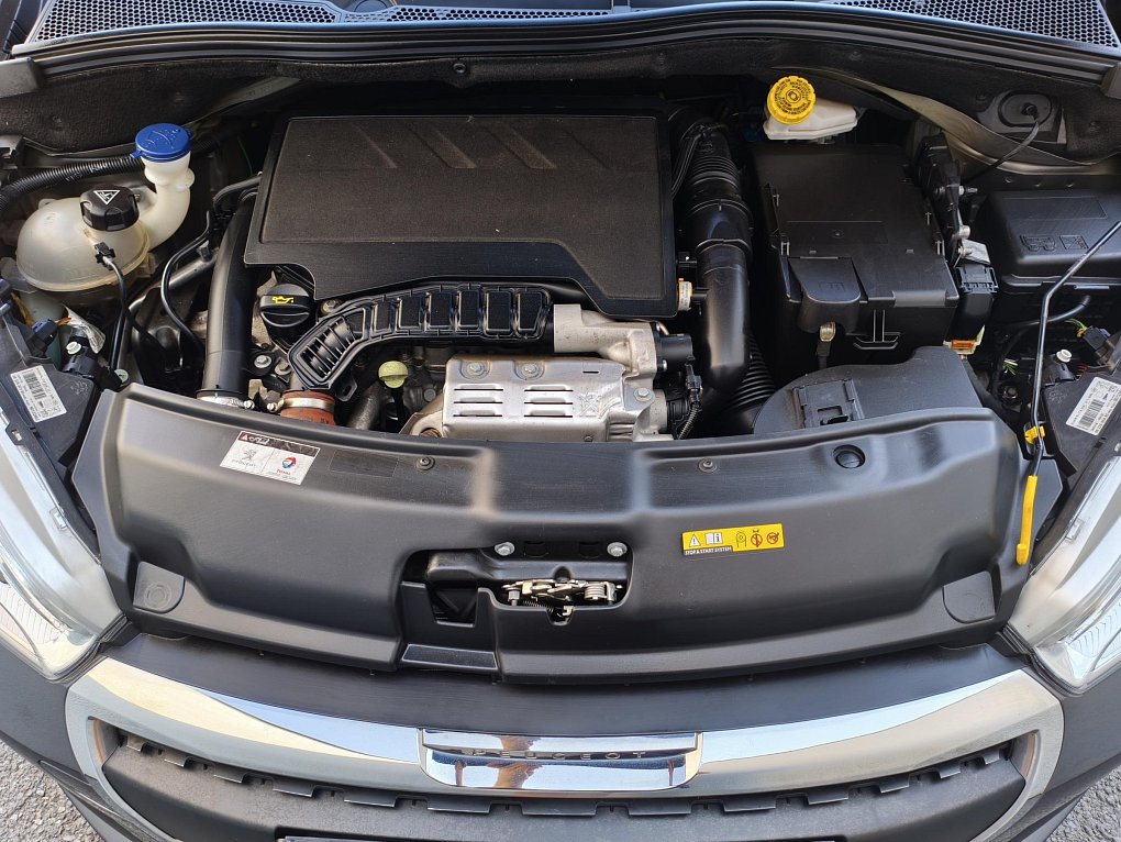 Peugeot 208 1.2PT  TechEDITION