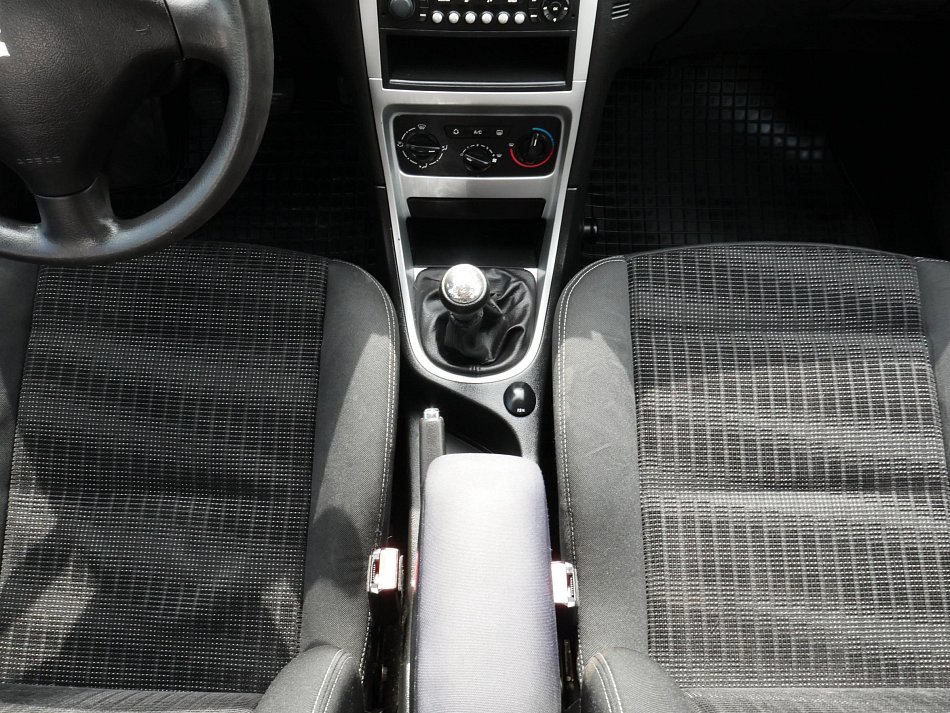 Peugeot 307 1.4i 