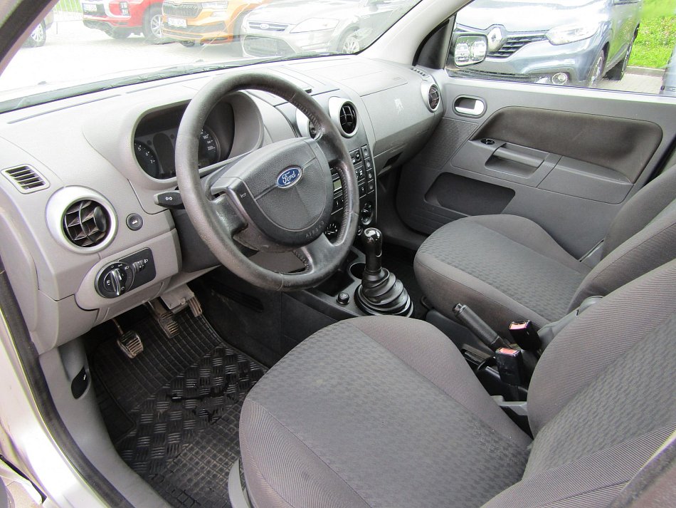 Ford Fusion 1.4 i 