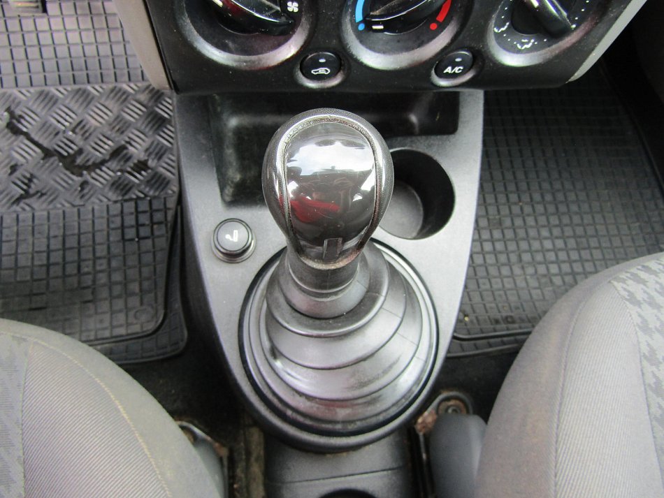 Ford Fusion 1.4 i 