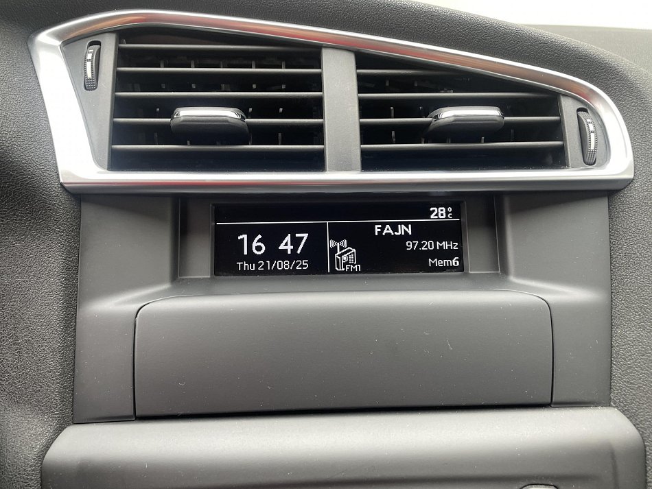 Citroën C4 1.6i 
