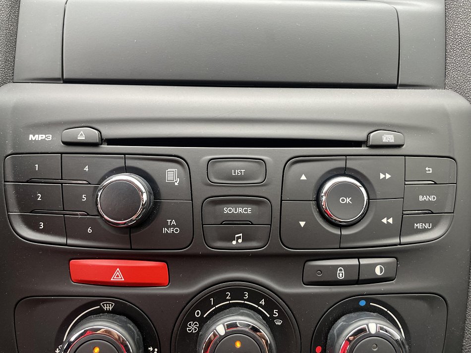 Citroën C4 1.6i 