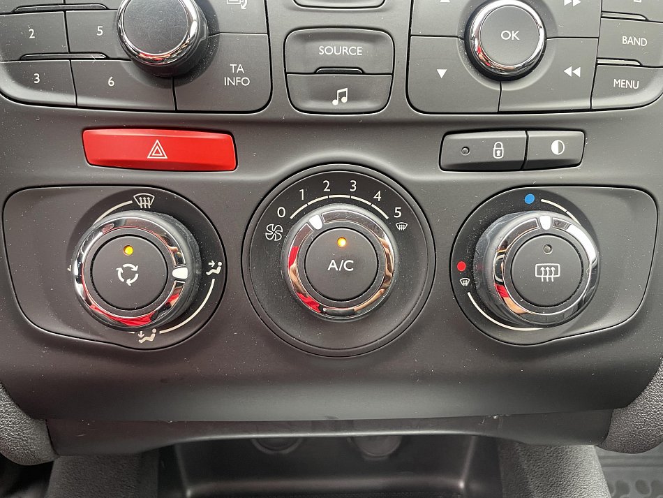 Citroën C4 1.6i 