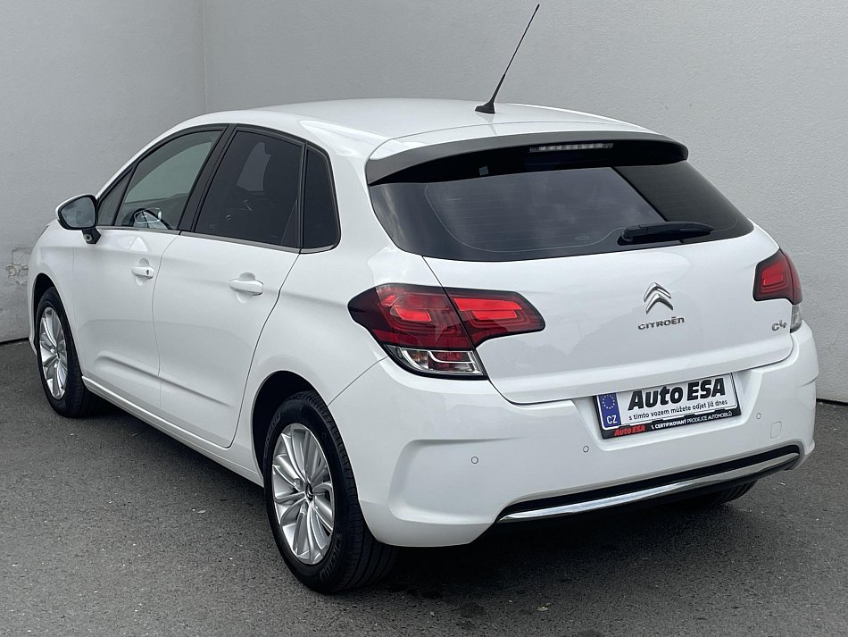 Citroën C4 1.6i 