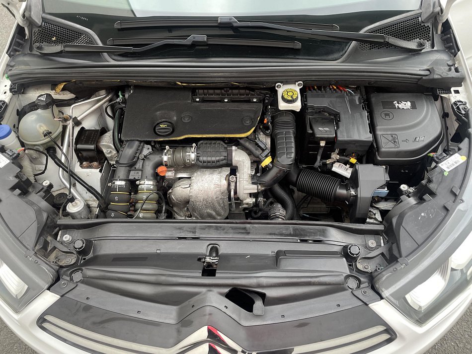 Citroën C4 1.6i 