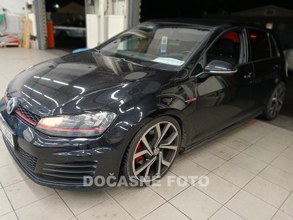 Volkswagen Golf 2.0 TSi  Gti