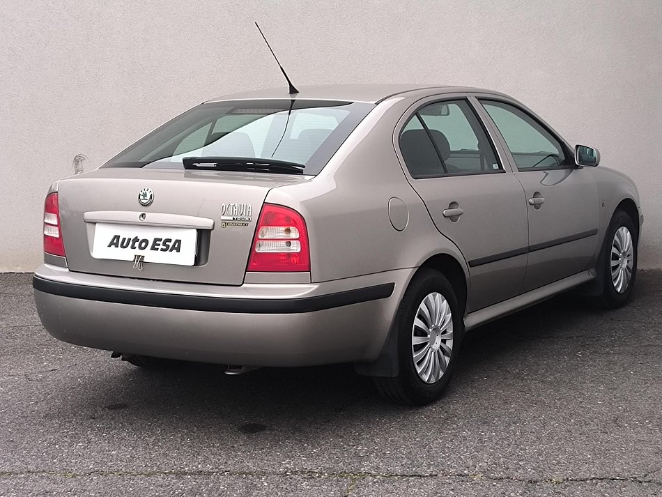 Škoda Octavia 1.6i 